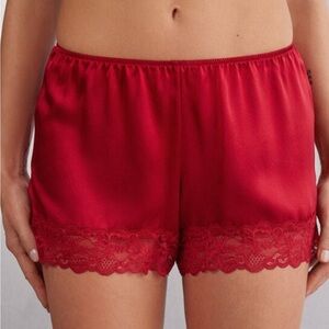 Intimissimi Elegant Scarlet Lace Trim Sleep Shorts pajamas size S new with tags